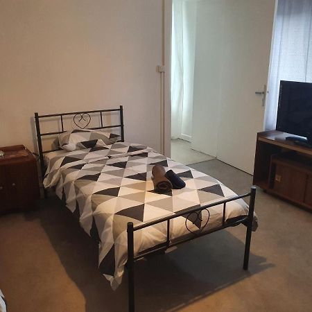 Meubles Hg Bains-Les-Bains Apartment Luaran gambar